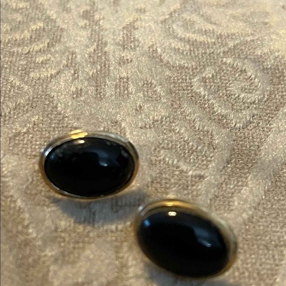 14k Onyx studs
